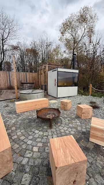 Ohniště s posezením